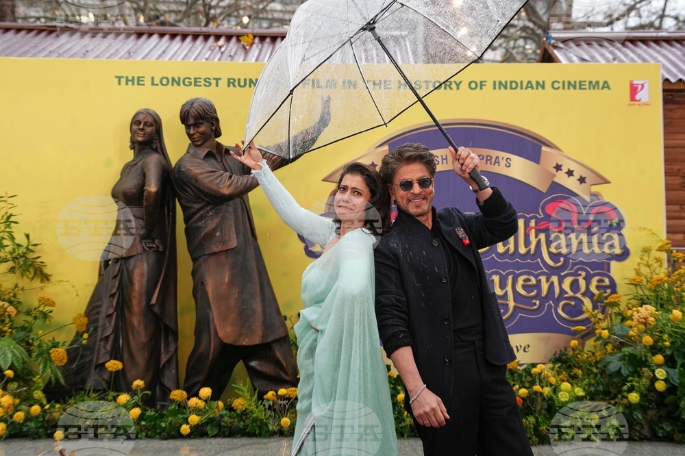Britain Dilwale Dulhania Le Jayenge Statue Unveiling
