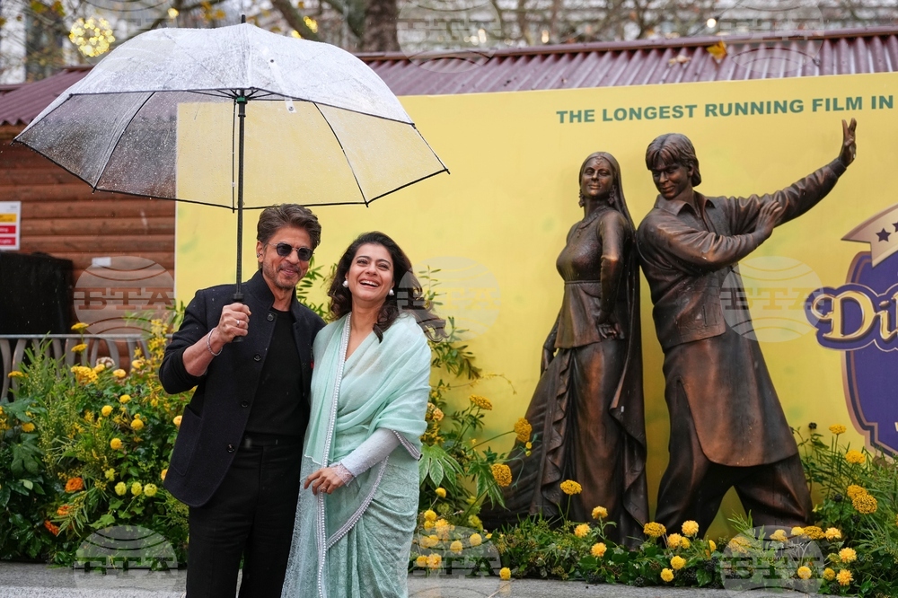 Britain Dilwale Dulhania Le Jayenge Statue Unveiling