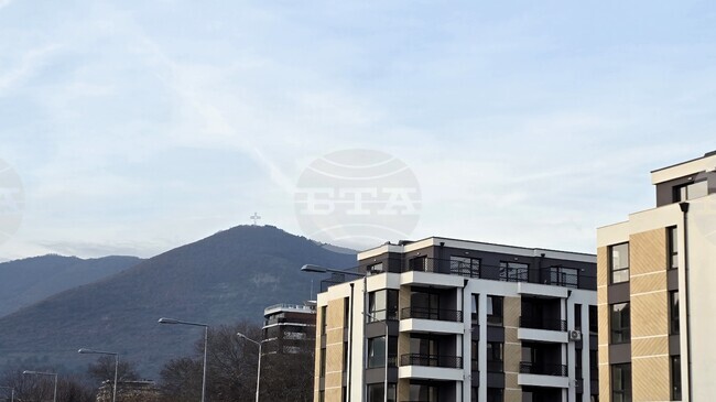 Броят на новопостроените жилищни сгради в област Сливен се е увеличил през третото тримесечие на 2025 г.