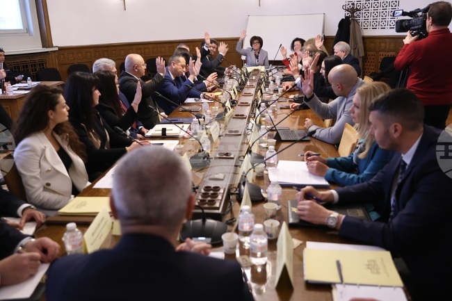 Земеделската комисия прие на първо четене законопроект за отпадане на изискването за някои земеделски работници да имат най-малко средно образование