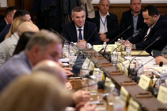 Георги Тахов заяви, че амбицията на земеделското министерство е следващата година „Магазин за хората“ да покрие територията на страната