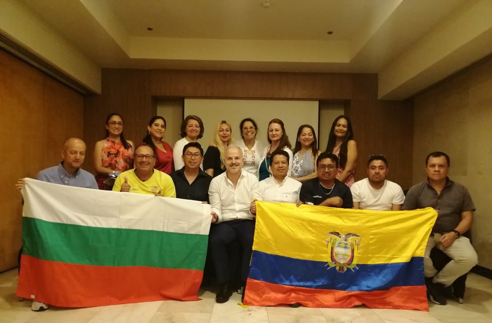 Българо-колумбийската фондация „Алианса“ ще организира „Лагер за лидери по международно обучение“ в Торонто през 2026 година 