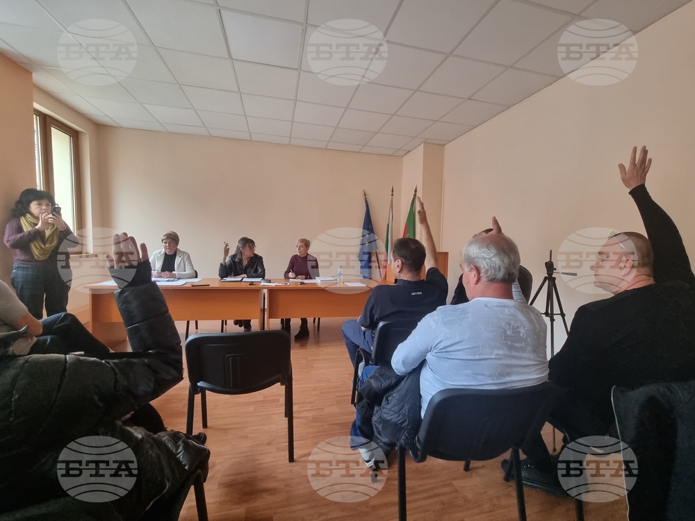 Не се състоя планираното редовно заседание на Общинския съвет в Трън 