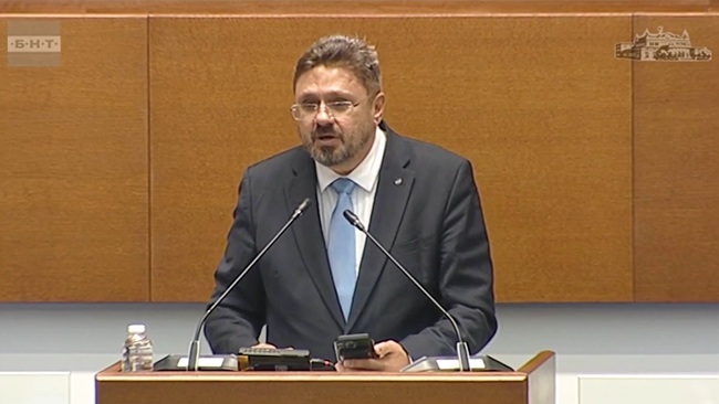 БТА ще остане място за истински новини, заяви Кирил Вълчев, след като беше избран за втори мандат начело на агенцията