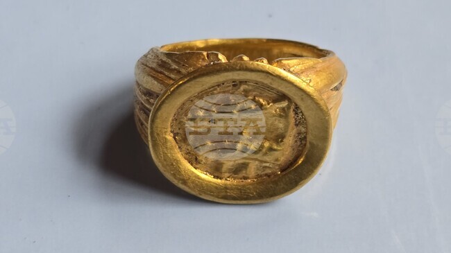 Archaeologists in Vidin Find Gold Ring from 2nd or 3rd Century AD