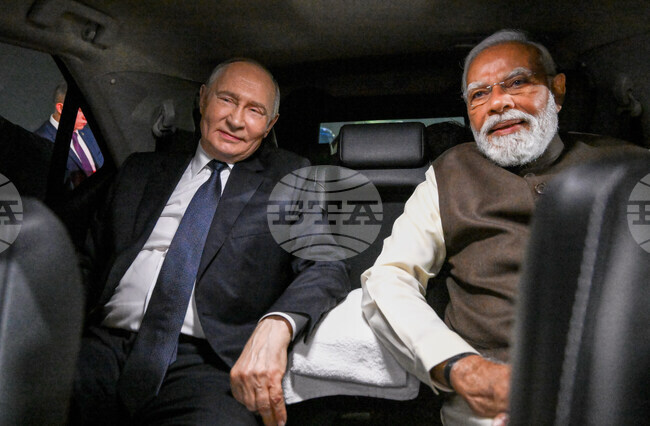APTOPIX India Russia Putin