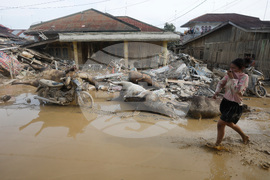 Indonesia Extreme Weather Asia Flooding