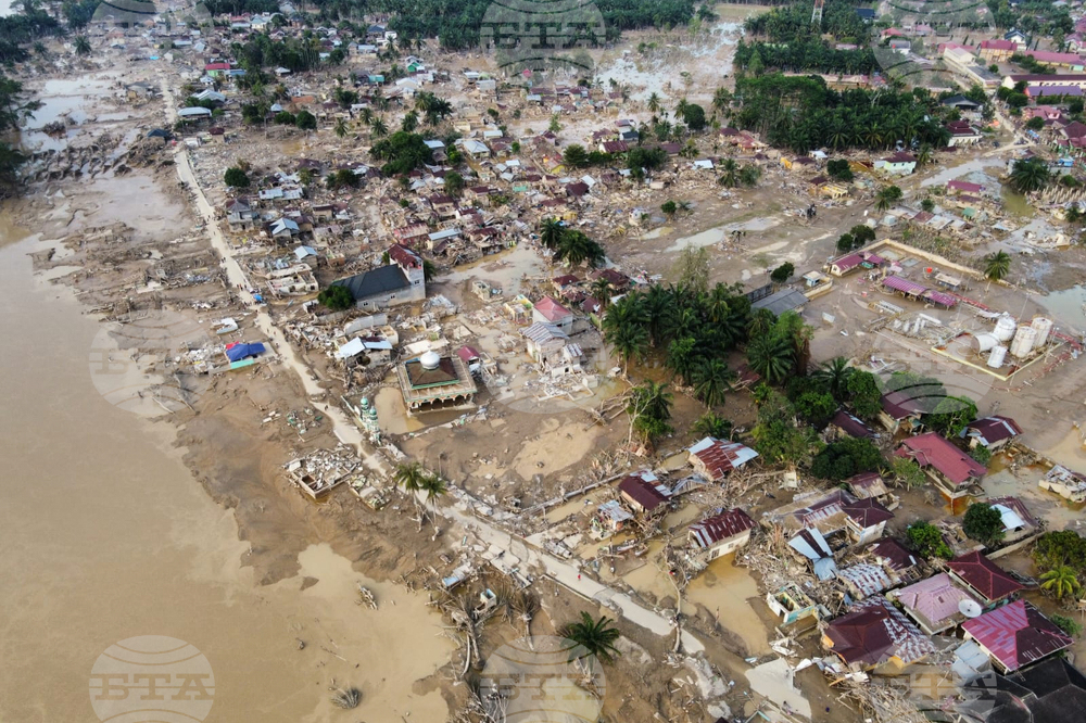 Indonesia Extreme Weather Asia Flooding