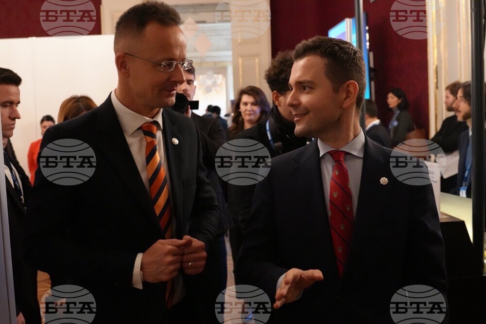 Тимчо Муцунски се срещна с външния министър на Унгария във Виена и участва в среща на министрите на външните работи от ОССЕ