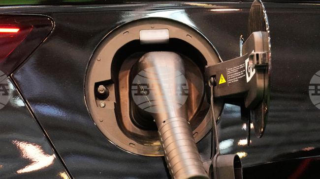 Германия очаква близо 700 000 нови електромобила през 2026 г., според прогнози на бизнеса