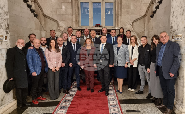 Комисията по политиките за българите извън страната събра в София представители на около 20 сдружения на българи в Република Северна Македония