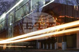 Коледна украса - спирка „Вишнева“