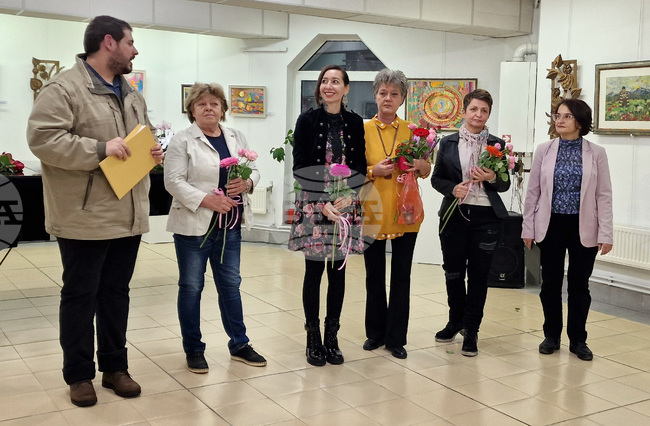 Монтана - изложба - "Четири посоки"