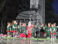 Гоце Делчев - коледна елха - празнични светлини