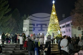 Гоце Делчев - коледна елха - празнични светлини