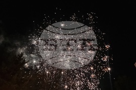 Мъглиж - коледна елха - празнични светлини