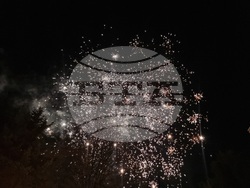 Мъглиж - коледна елха - празнични светлини