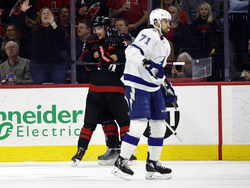 Ligntning Hurricanes Hockey