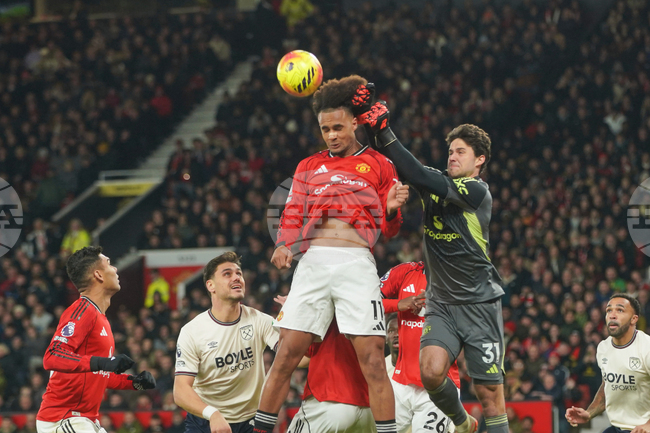 Рома води преговори с Манчестър Юнайтед за наема на Зиркзее