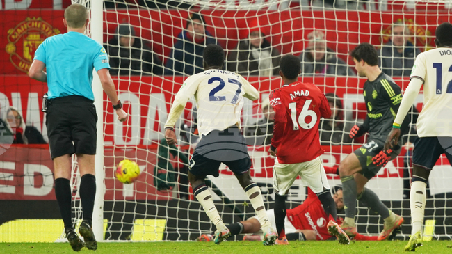 Манчестър Юнайтед не успя да победи Уест Хям и пропусна да излезе на пето място във Висшата лига