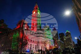 Philadelphia Daily Life Holiday Lights