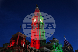 Philadelphia Daily Life Holiday Lights