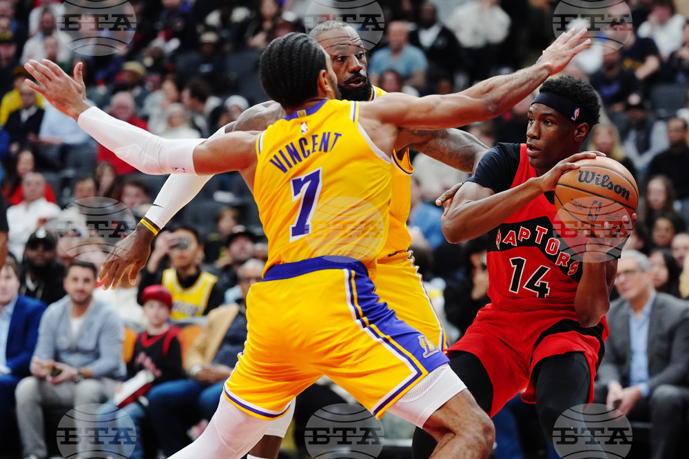 Lakers Raptors Basketball