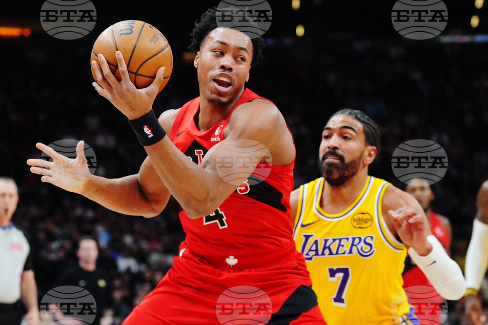 Lakers Raptors Basketball