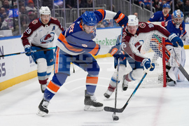 Avalanche Islanders Hockey