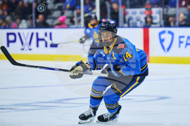 PWHL Charge Sceptres Hockey