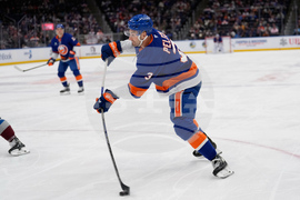 Avalanche Islanders Hockey