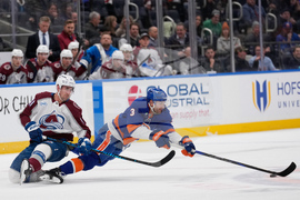 Avalanche Islanders Hockey