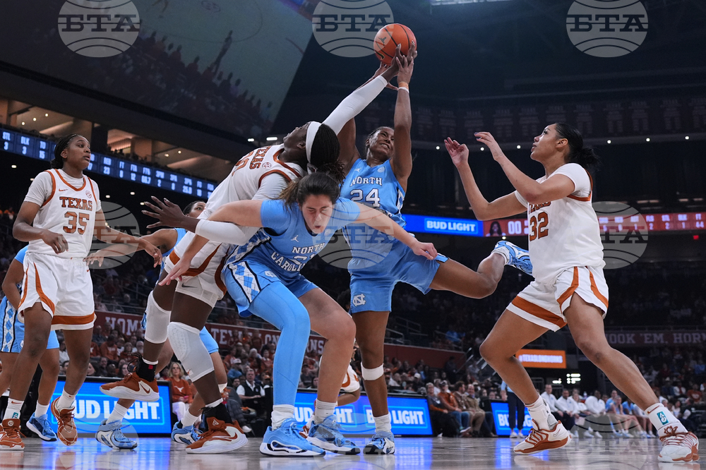 APTOPIX North Carolina Texas Basketball