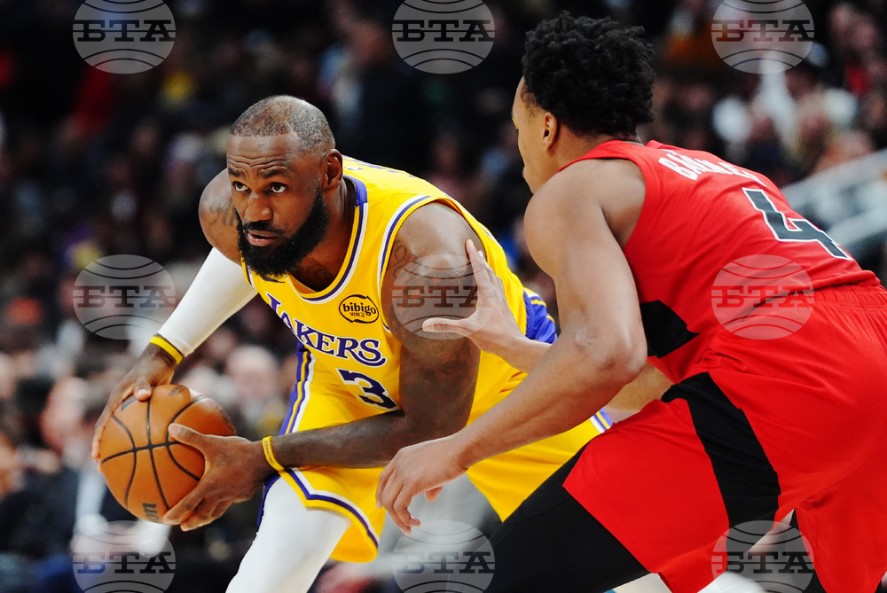 Lakers Raptors Basketball