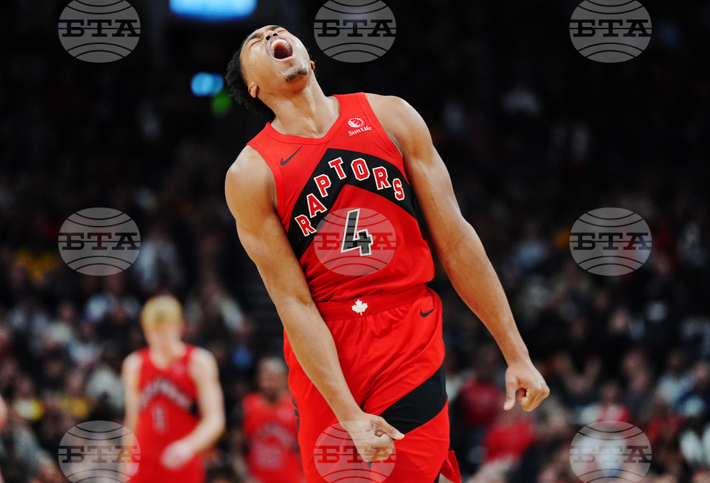 Lakers Raptors Basketball