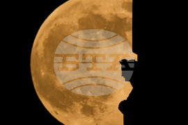 APTOPIX Missouri Supermoon