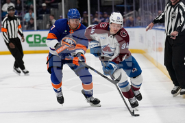 Avalanche Islanders Hockey