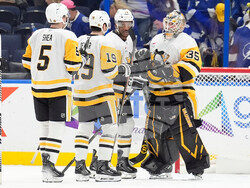 Penguins Lightning Hockey