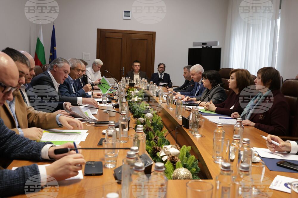 Социалните партньори разговорят с министъра на финансите за мерките в проекта на бюджет за 2026 година