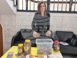 Хасково - акция "Жълти стотинки - деца помагат на деца"