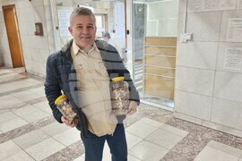 Хасково - акция "Жълти стотинки - деца помагат на деца"