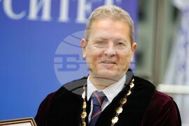 Бургас - Бургаски свободен университет - връчване на дипломи