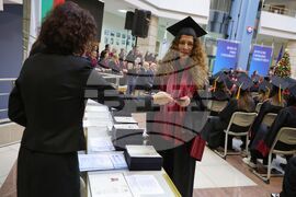 Бургас - Бургаски свободен университет - връчване на дипломи