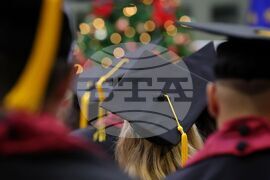 Бургас - Бургаски свободен университет - връчване на дипломи