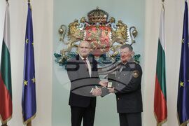 Почетен знак на президента - отличие - пожарникари и доброволци