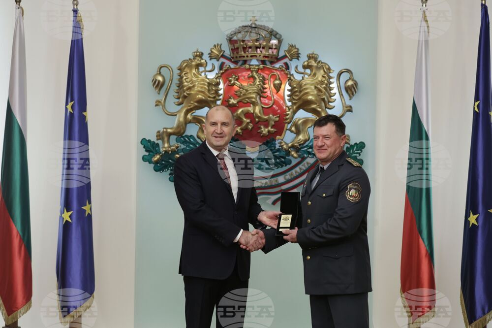 Почетен знак на президента - отличие - пожарникари и доброволци