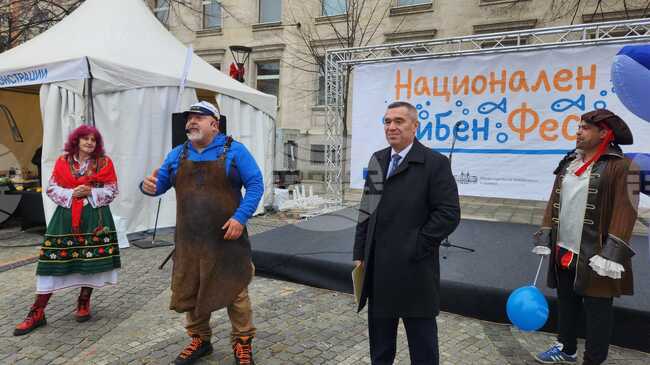 Agriculture Minister Tahov Opens National Fish Fest in Sofia