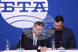 Национален пресклуб на БТА София - договор за партньорство - подписване