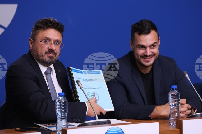 Национален пресклуб на БТА София - договор за партньорство - подписване