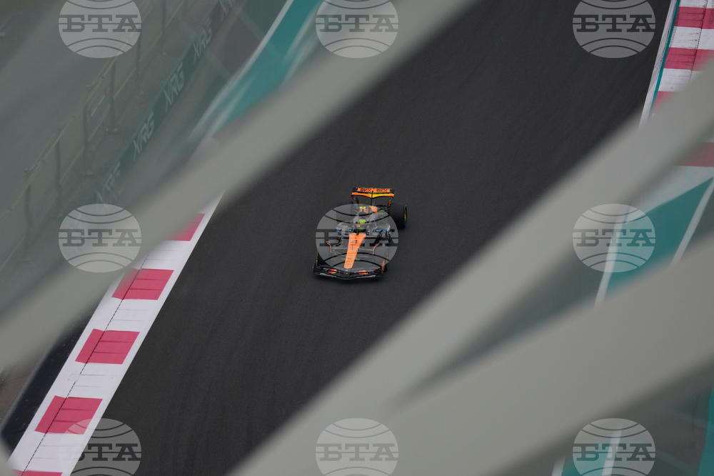 Abu Dhabi F1 GP Auto Racing